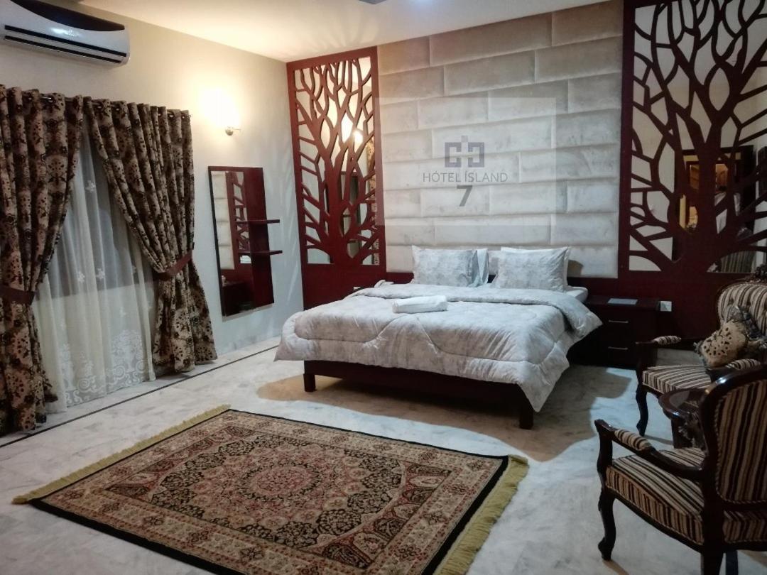Hotel 7Island Karaczi Zewnętrze zdjęcie